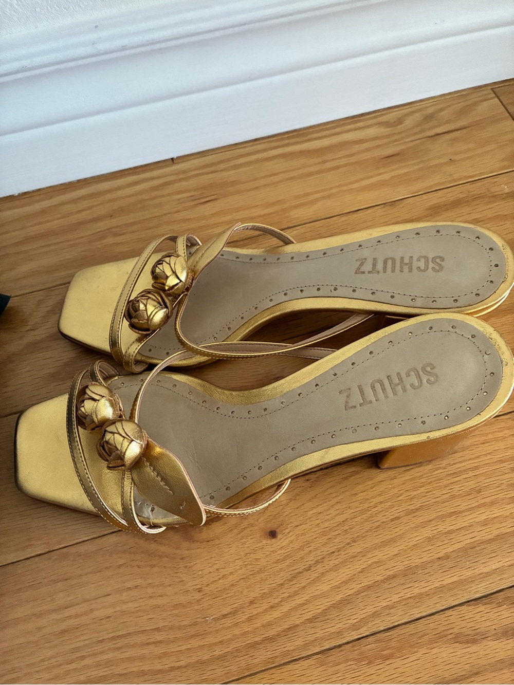 SCHUTZ Metallic Gold Floral-Accent Slide Sandals